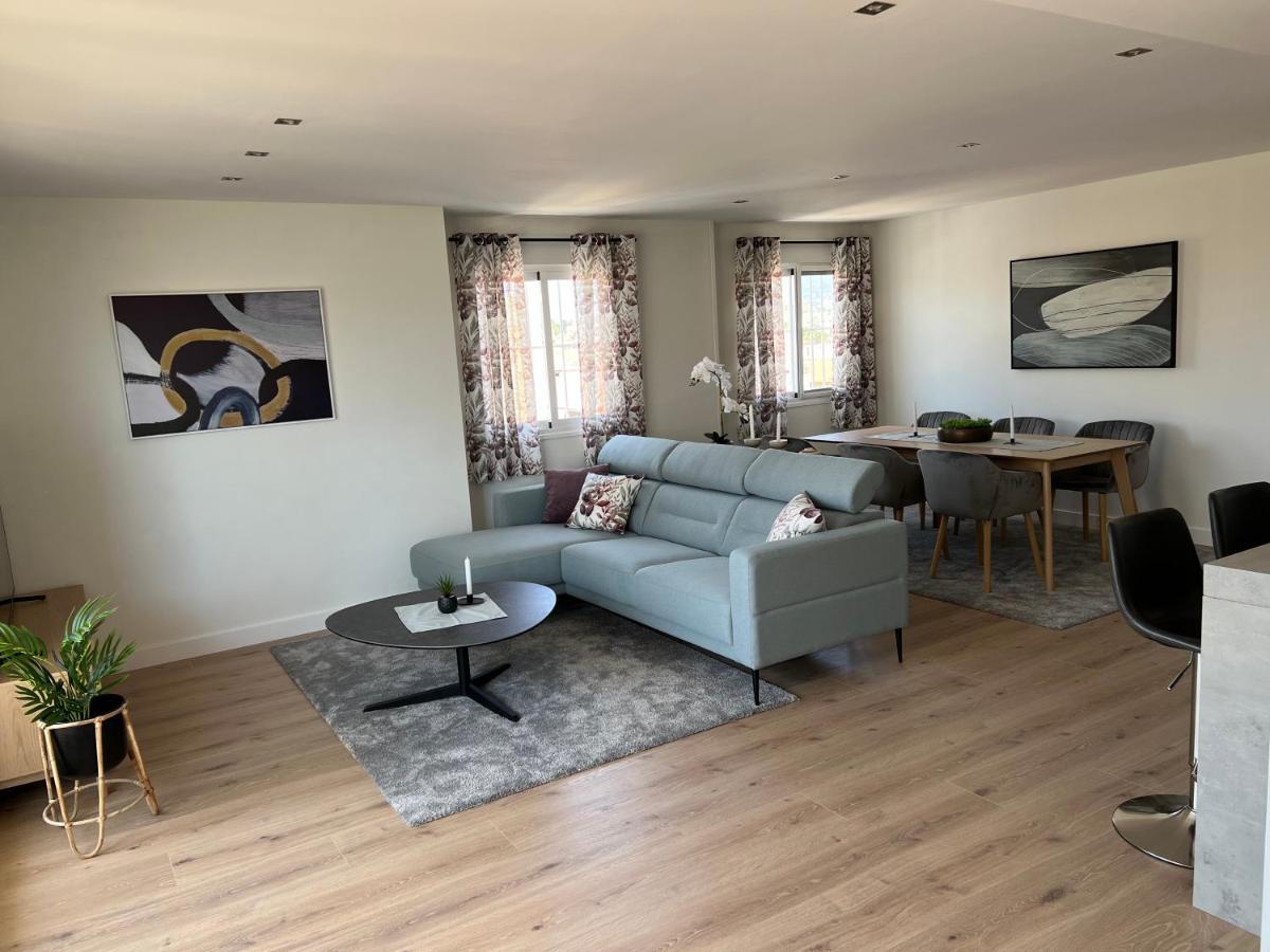 Luxury 190M2 Amplio Apartamento Moderno Con Terraza En La Azotea De 50M2 Junto A La Playa, En El Centro De Torre Del Mar, Malaga, Modern Large Apartment With 50M2 Roof Terrace By The Beach, Right In The Center Of Torre Del Mar, Malaga Exterior foto